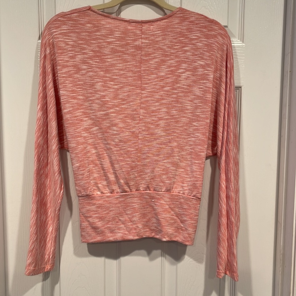 Mod on Trend Top - Picture 3 of 3